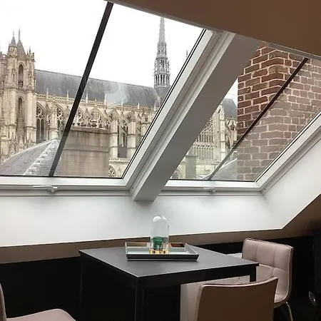 Appartement Le Cathedrale - Centre - Superbe Vue - 4 Couchages - Wifi Debit Amiens